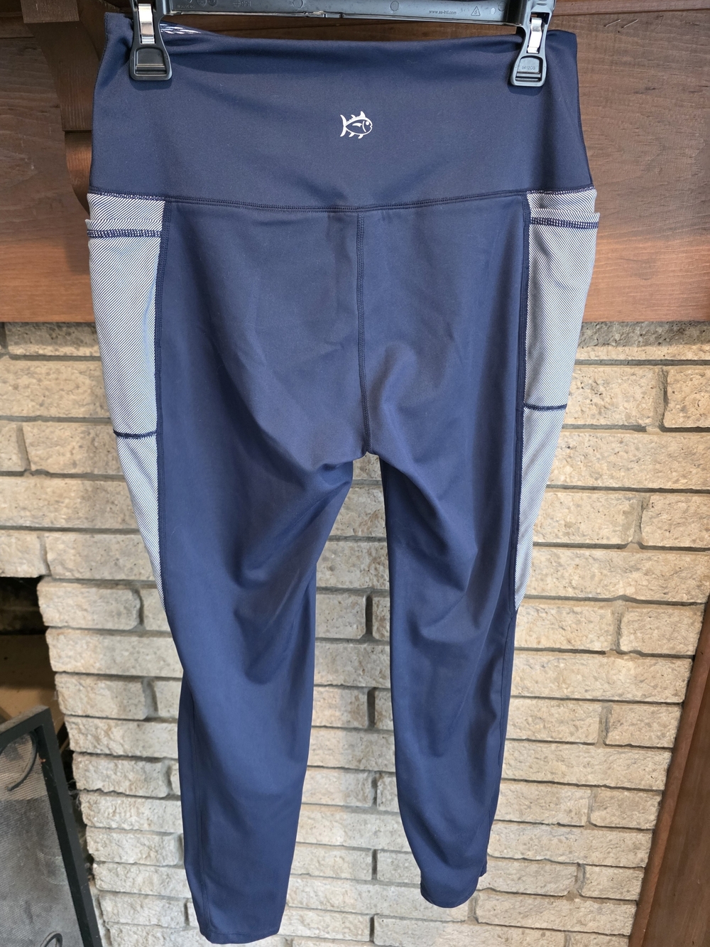 Southern Tide Navy High-Waist Leggings with Gray Side Panels - Picture 3 of 5